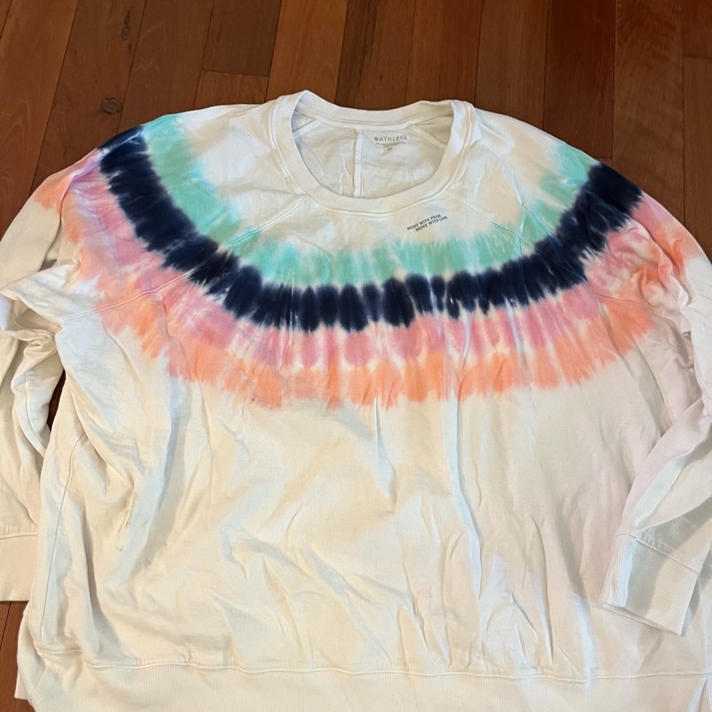 Athleta crew neck sweatshirt